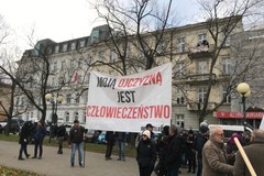 Policja usunęła kontrmanifestację Obywateli RP w stolicy