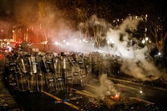 Policja użyła siły wobec protestujących w Tbilisi