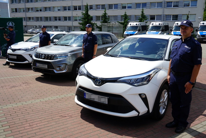 Policja w kujawsko-pomorskim otrzymała cztery nowe nieoznakowane radiowozy /Policja