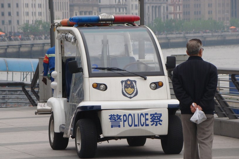 Policja w Szanghaju korzysta m.in. z takich oto pojazdów /INTERIA.PL