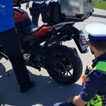 Policja wyciąga kątomierze. Posypały się dowody rejestracyjne
