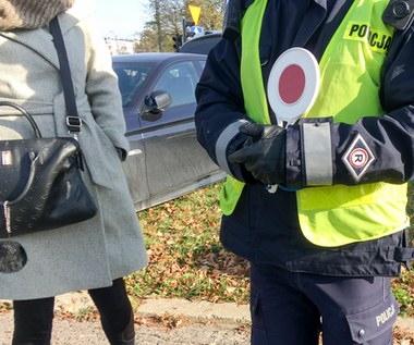 Policja wystawia mandaty za zły kąt. Raz - 2 tys. zł, drugi raz - 4 tys. zł