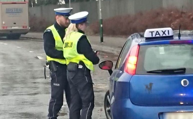 Policja wzięła się za taksówkarzy /Policja