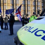 Policja wzmocniła ochronę brytyjskiego parlamentu i posłów