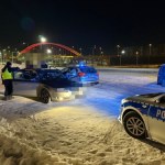 Policja zatrzymała grupę pseudokibiców. Niszczyli elewacje na Pomorzu