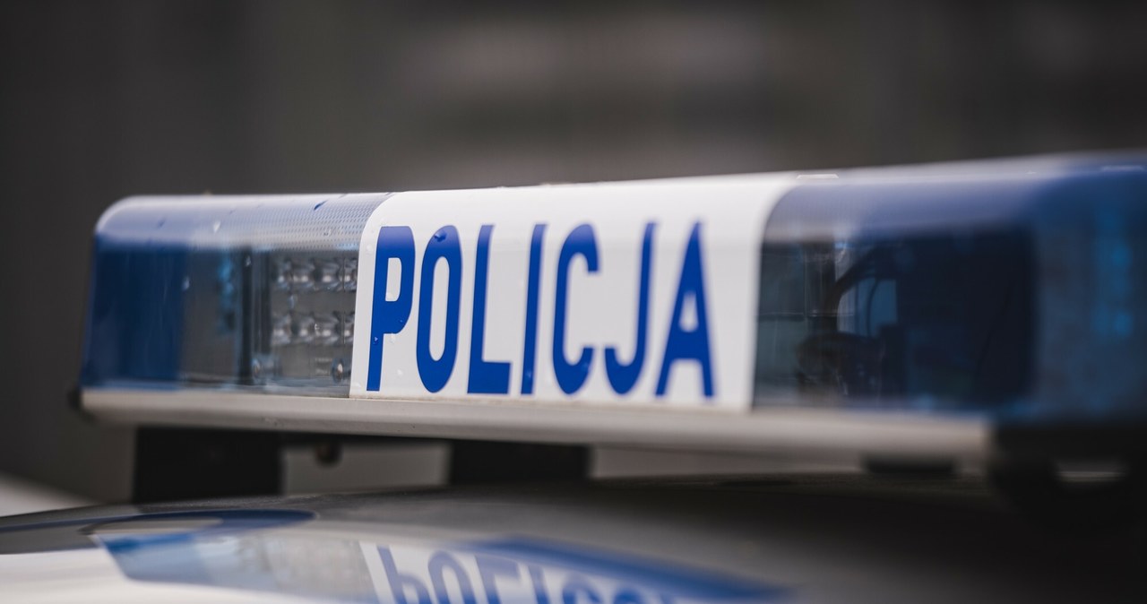 Policja zlikwodowała nielegalną fabrykę papierosów na Mazowszu. Zdj. ilustracyjne /Karol Makurat/REPORTER /East News