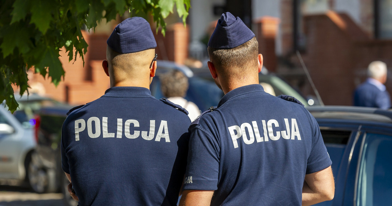 Policja zmaga się z problemem potężnych braków kadrowych /Stanisław Bielski /Reporter