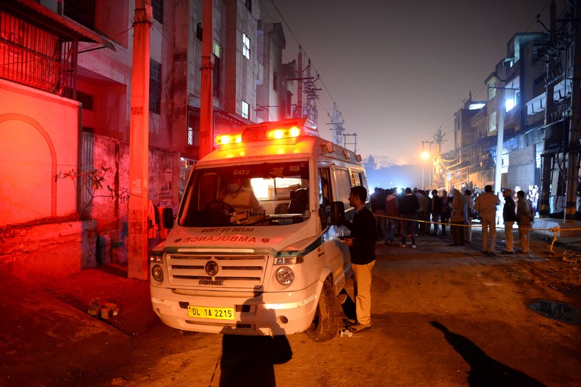 Policja znalazła w domu na przedmieściach Delhi 11 ciał (zdjęcie ilustracyjne) /SAJJAD HUSSAIN  /AFP