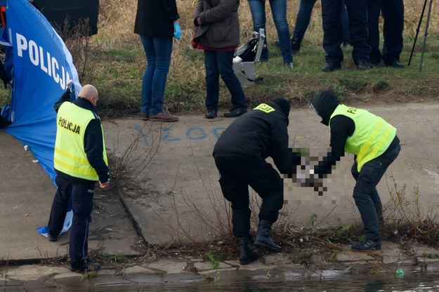 Policja znalazła w Warcie ludzką rękę /Jakub Kaczmarczyk /PAP