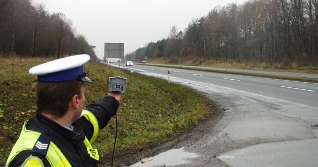 Policjanci będą sprawdzać prędkość /INTERIA.PL