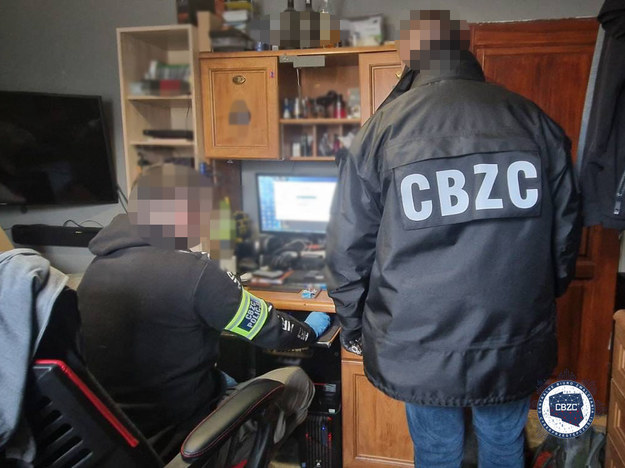 Policjanci CBZC przeprowadzili operację "Barbossa" /Policja CBZC /Policja