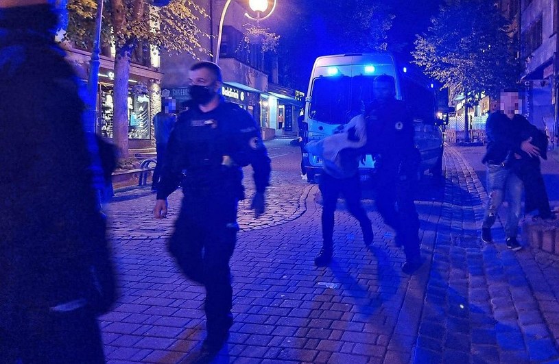 Policjanci dogonili napastnika i zatrzymali go. Okazało się, że to 32-latek z powiatu wołomińskiego /Policja Małopolska /materiały prasowe