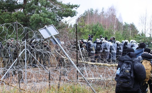 Policjanci na granicy byli oślepiani laserami i stroboskopem