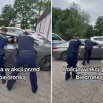 Policjanci nie potrafili zatrzymać złodzieja pod sklepem. Postrzelili kolegę