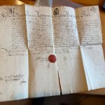 Policjanci odzyskali cenny dokument z XVIII wieku. Unikat wraca do archiwum