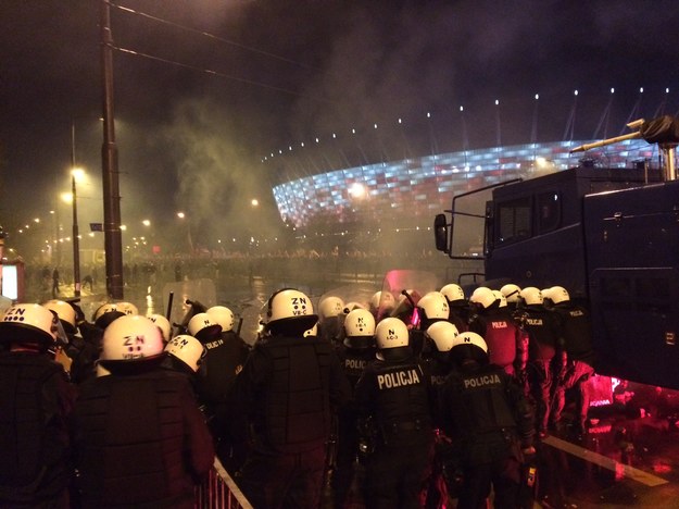 Policjanci przed Stadionem Narodowym /Tomasz Skory  /RMF FM