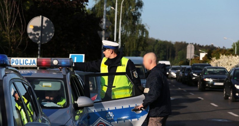 Policjanci stosują zasadę "zero tolerancji" /Piotr Jędzura /Reporter