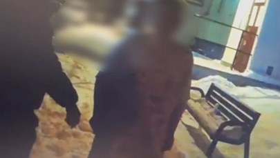 Policjanci uratowali 69-latkę przed zamarznięciem. Była w samej piżamie 