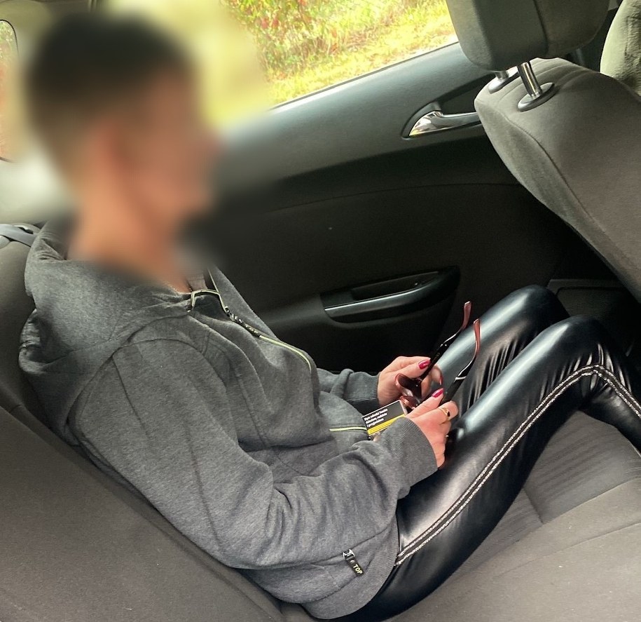 Policjanci ustalili i zatrzymali osobę podejrzaną o włamania na konto bankowe /Wielkopolska policja /