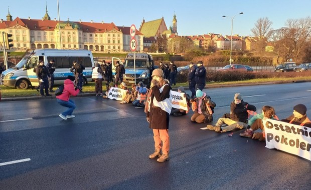 ​Policjanci wnioskują o kary dla aktywistów Ostatniego Pokolenia