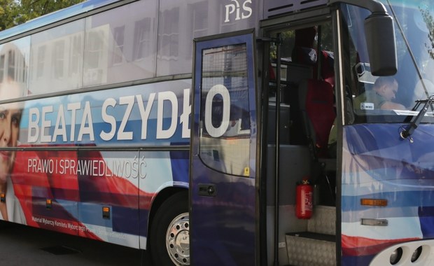 Policjanci z drogówki skontrolowali "Szydłobus". Musieli się tłumaczyć