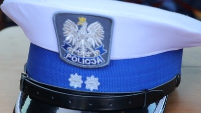 Policjanci zabezpieczali składowisko odpadów. Narażono ich zdrowie?