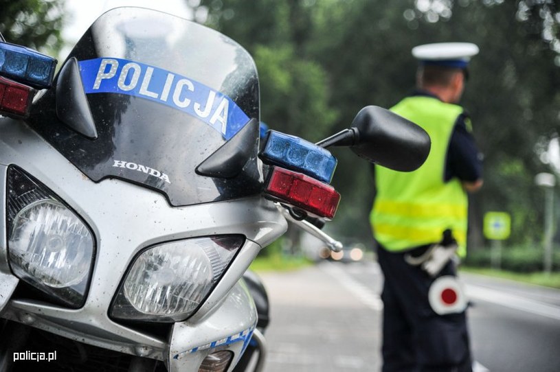 Policjanci zatrzymali kierowcy prawo jazdy /Informacja prasowa