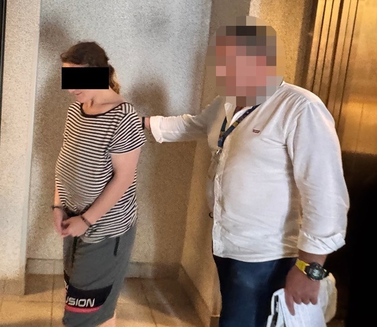 Policjanci ze Śródmieścia zatrzymali 20-letnią kobietę, która przez kilka miesięcy ponad 60 razy zaalarmowała służby o pożarach i innych poważnych sytuacjach /policja.pl /Policja