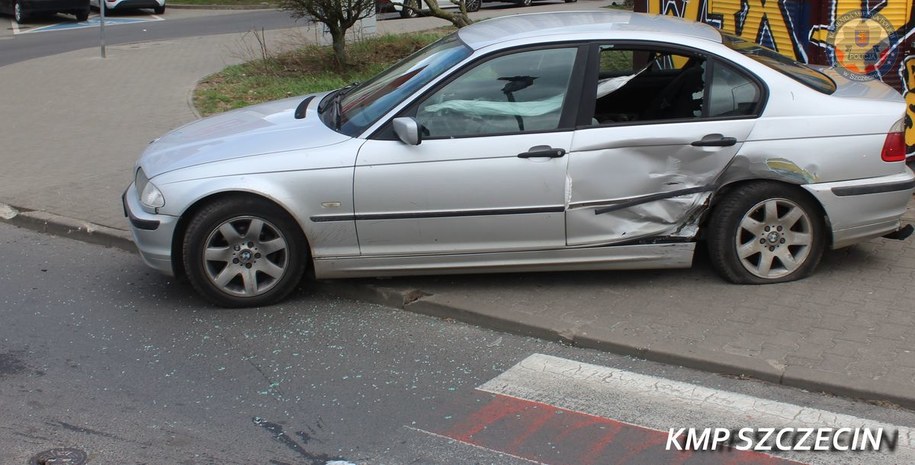 Policjanci ze szczecińskiej drogówki zostali wezwani do kolizji na Pomorzanach. /KMP Szczecin /