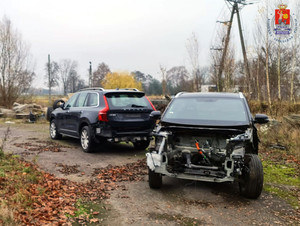 Policjanci zlikwidowali gang zajmujący się kradzieżami samochodów /CBŚP /Policja