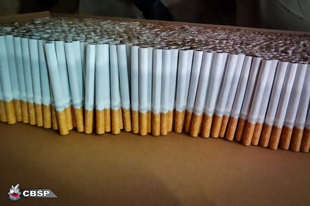 Policjanci znaleźli niemal 1,3 miliona gotowych papierosów /CBŚP
