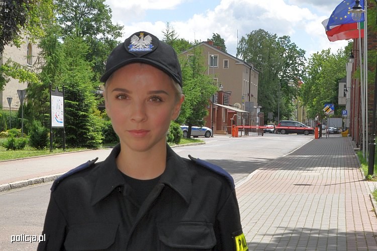 Policjanta, która w Słupsku znalazła pieniądze /Informacja prasowa
