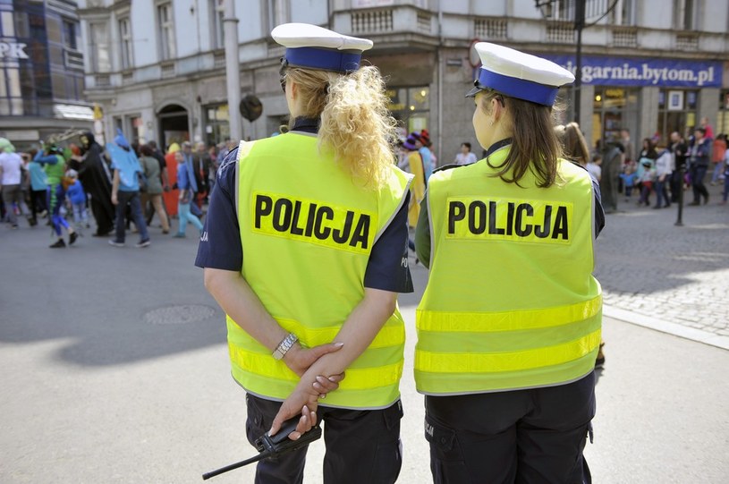 Policjantki też potrafią! /Łukasz Kalinowski /Reporter