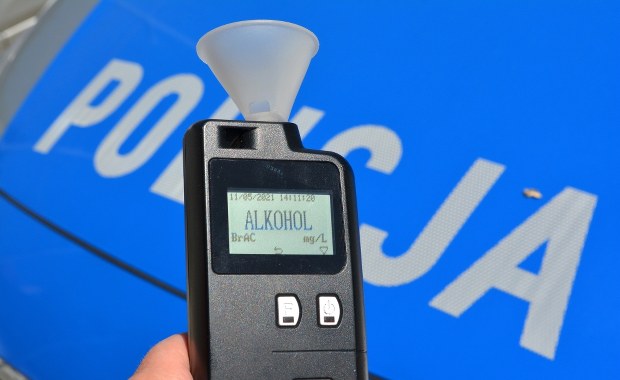Policyjne deja vu: dwie kraksy, dwóch pijanych kierowców