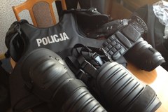 Policyjne stroje ochronne to bubel