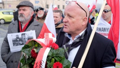 Policyjne zarzuty dla Piotra Rybaka. Chodzi o marsz narodowców