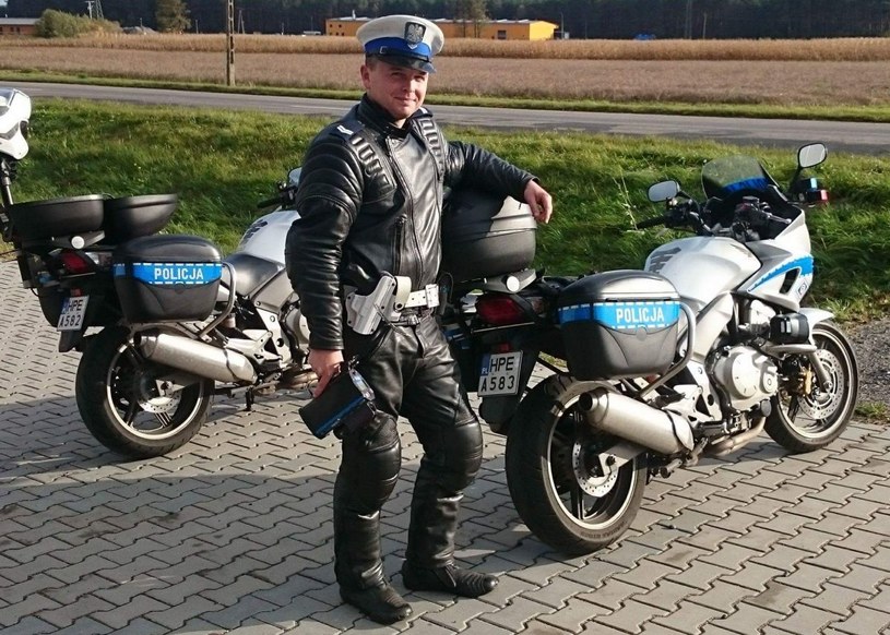 Policyjni motocykliści również zaczęli sezon /Policja