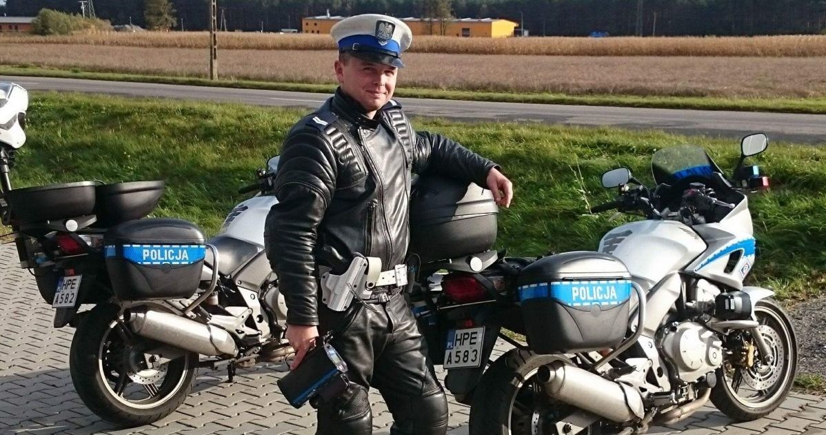 Policyjni motocykliści również zaczęli sezon /Policja