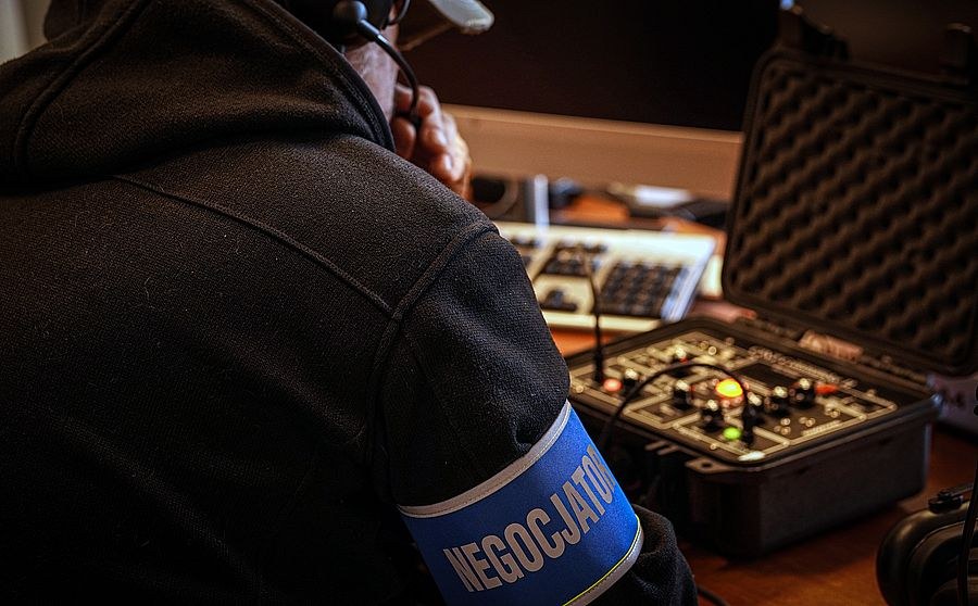 Policyjny negocjator /KWP Gdańsk /Policja