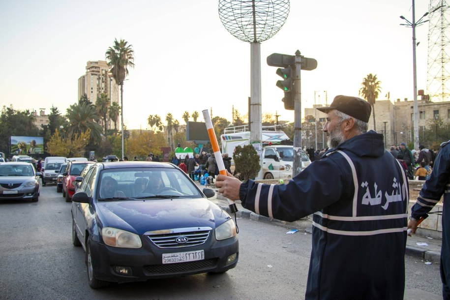 Policyjny patrol w Aleppo. /Mohammad Haffar/Deja Vu/SIPA /East News