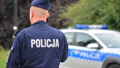 Policyjny pościg ulicami Łodzi. Kierowca porzucił auto, jest poszukiwany 