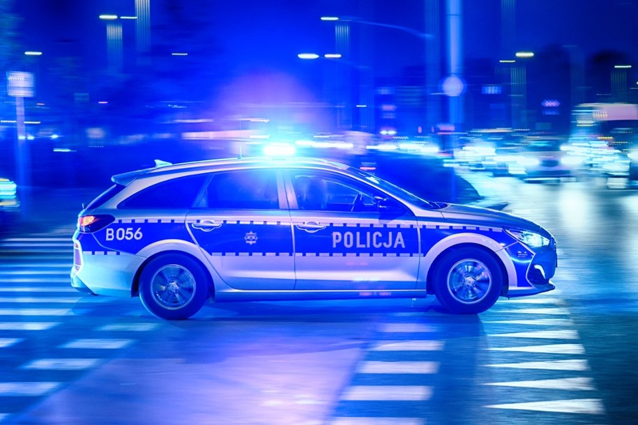 Policyjny pościg ulicami Krakowa. Dwaj funkcjonariusze ranni