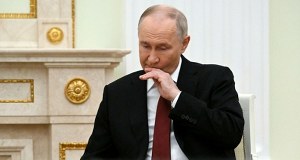 Policzek dla Putina. Puste krzesła na Placu Czerwonym i ostrzeżenie Zełenskiego