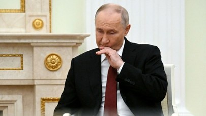 Policzek dla Putina. Puste krzesła na Placu Czerwonym i ostrzeżenie Zełenskiego