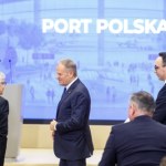 Polimery Police w uśmiechniętej zamrażarce