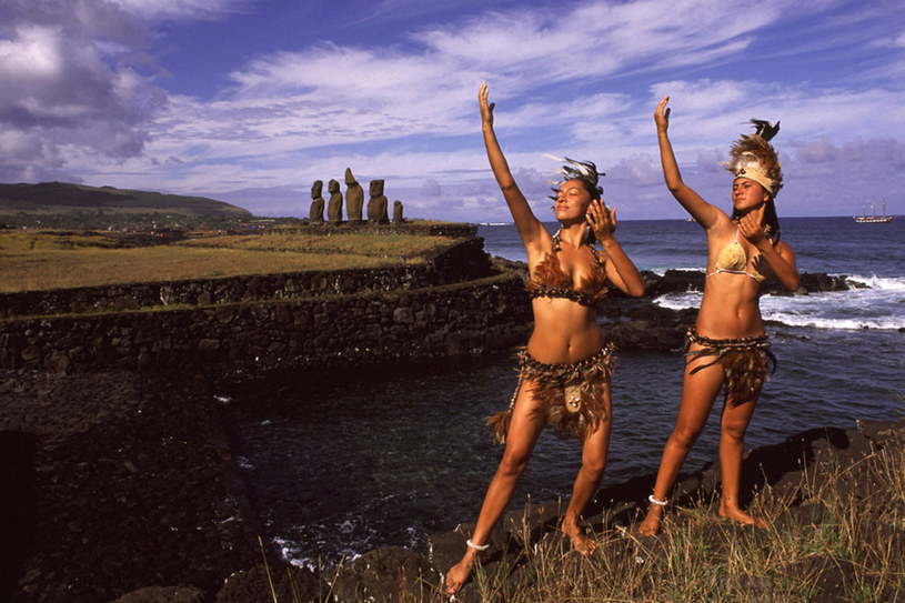 Polinezyjskie kobiety podczas festiwalu Tapati na Wyspie Wielkanocnej /East News