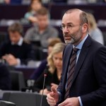 Politico: Manfred Weber odmówił debaty z premierem Morawieckim
