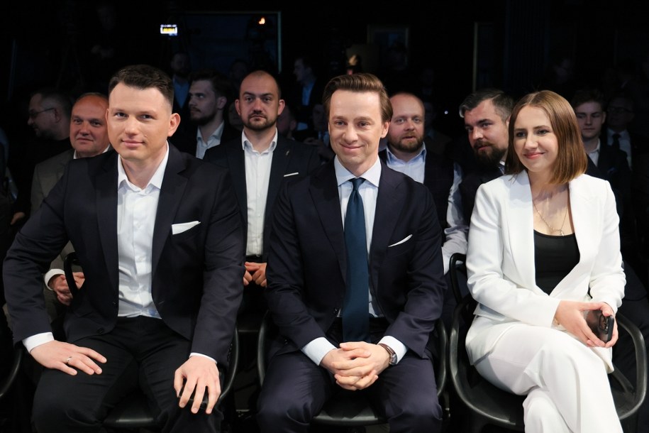 Politycy Konfederacji. Krzysztof Bosak, Sławomir Mentzen i Anna Bryłka /Paweł Supernak /Shutterstock