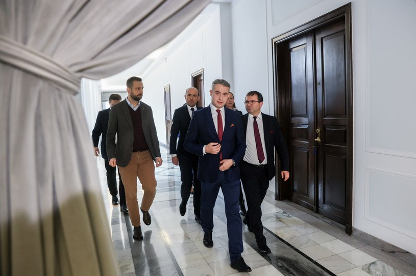 Politycy opozycji w drodze na spotkanie z premierem Morawieckim / 	Leszek Szymański    /PAP
