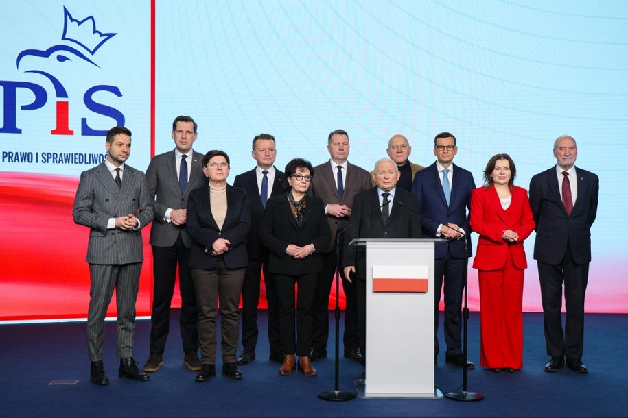 Politycy PiS na wspólnej konferencji /Paweł Supernak  /PAP